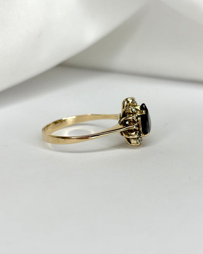 Bague Marguerite Saphir 1.15 carat &amp; 13 Diamants &quot;Liwenn&quot; - Elliade Paris