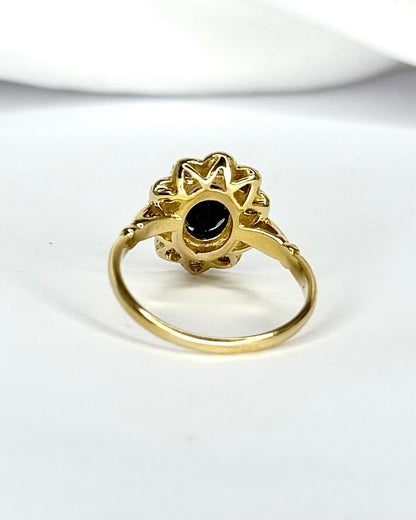 Bague Marguerite Saphir 1.15 carat &amp; Diamants 0.30 carat "Martina" - Elliade Paris