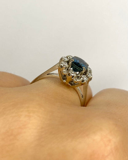 Bague Marguerite Saphir 1.15 carat &amp; Diamants 0.40 carat "Goergia" - Elliade Paris
