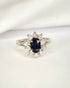 Bague Marguerite Saphir 1.18 carat & Diamants 0.30 carat "Brigitte" - Elliade Paris