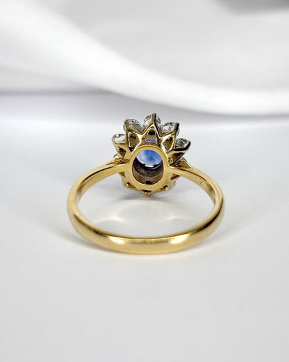 Bague Marguerite Saphir 1.20 carat &amp; Diamants 0.40 carat "Elisabeth" - Elliade Paris
