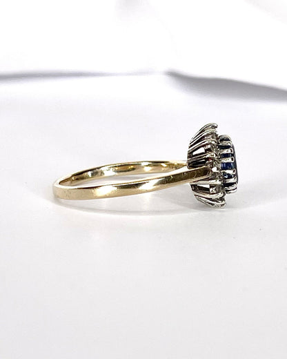 Bague Marguerite Saphir 1.25 carat &amp; Diamants 0.32 carat "Florence" - Elliade Paris