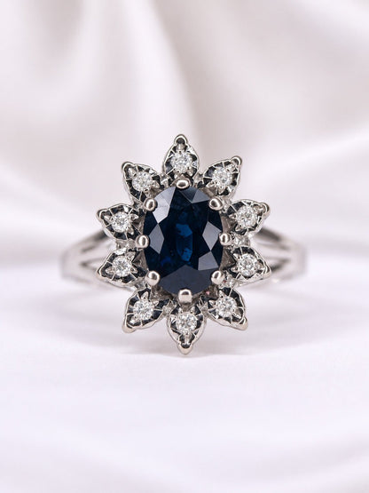Bague Marguerite Saphir 1.25 carat &amp; Diamants "Tristane" - Elliade Paris