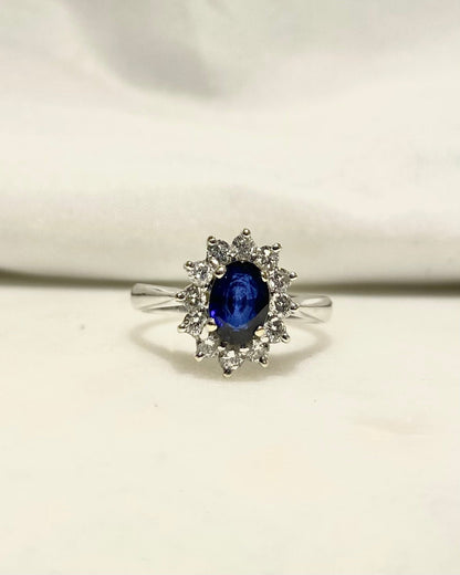 Bague Marguerite Saphir 1.30 carat &amp; Diamants &quot;Isalda&quot; - Elliade Paris