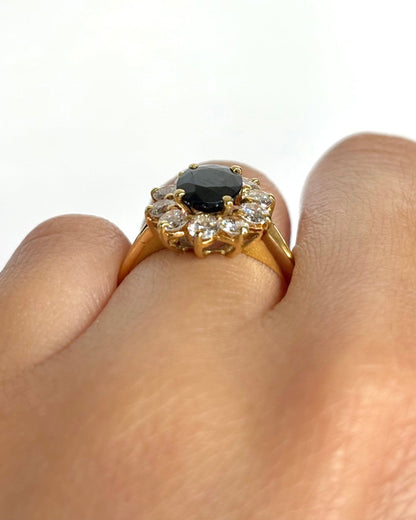 Bague Marguerite Saphir 1.35 carat &amp; Diamants 0.50 carat "Joséphine" - Elliade Paris