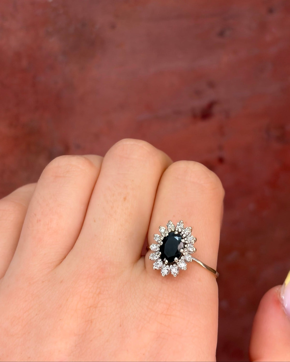 Bague Marguerite Saphir 1.40 carat &amp; Diamants 4,18g "Chloé" - Elliade Paris