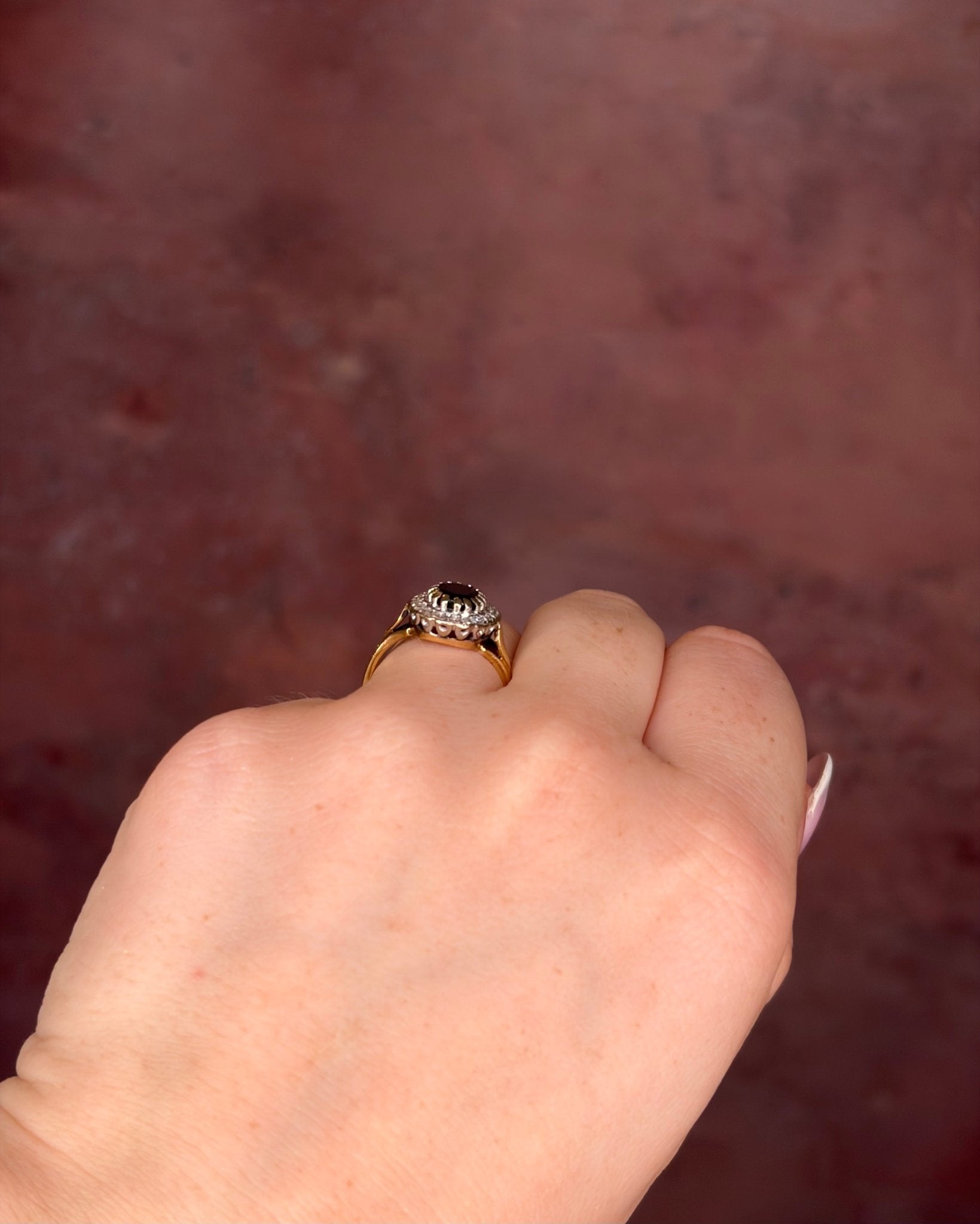 Bague Marguerite Saphir 1.40 carat &amp; Diamants 4.53g "Stéphanie" - Elliade Paris