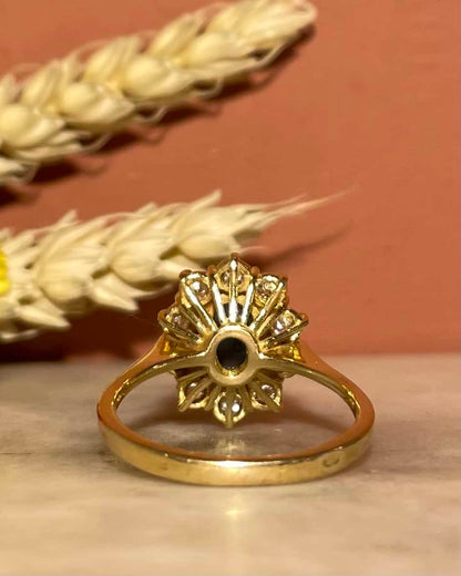 Bague Marguerite Saphir 1.40 carat &amp; Diamants &quot;Dany&quot; - Elliade Paris