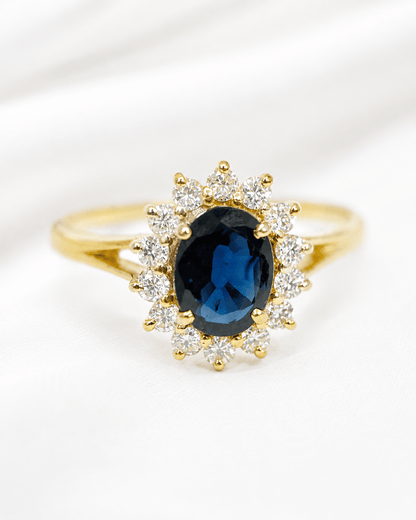 Bague Marguerite Saphir 1.41 carat &amp; Diamants 0.42 carat "Dilara" - Elliade Paris