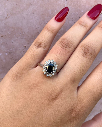 Bague Marguerite Saphir 1.50 carat &amp; Diamants "Laure" - Elliade Paris