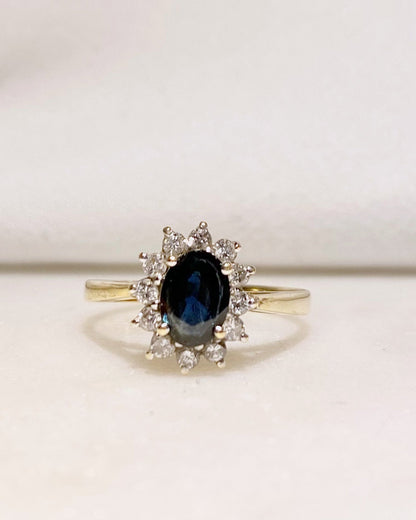 Bague Marguerite Saphir 1.70 carat &amp; Diamants &quot;Rosamée&quot; - Elliade Paris