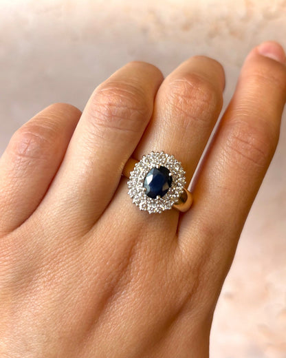 Bague Marguerite Saphir 1.75 carat &amp; Diamants 0.51 carat "Estelle" - Elliade Paris