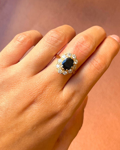 Bague Marguerite Saphir 1.75 carat &amp; Diamants 0.70 carat 6,14g "Mariette" - Elliade Paris