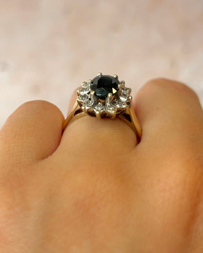 Bague Marguerite Saphir 1.75 carat &amp; Diamants "Laure" - Elliade Paris