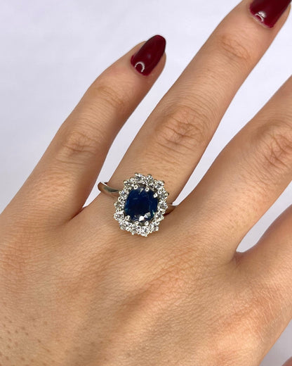 Bague Marguerite Saphir 1.85 carat &amp; Diamants 0.56 carat "Gabriella" - Elliade Paris