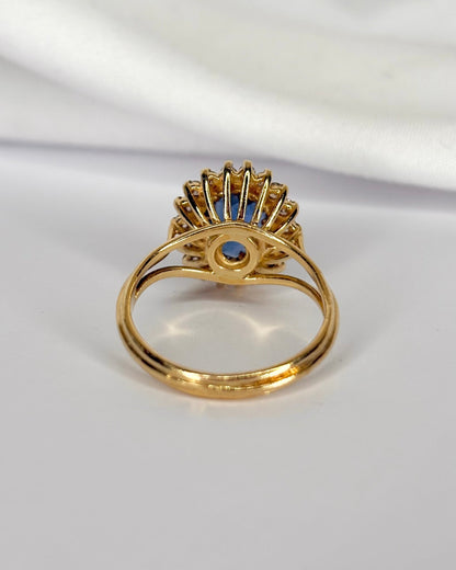 Bague Marguerite Saphir 1.94 carat &amp; Diamants 0.40 carat "Elena" - Elliade Paris