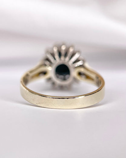 Bague Marguerite Saphir 1.95 carat &amp; Diamants 0.32 carat "Emma" - Elliade Paris