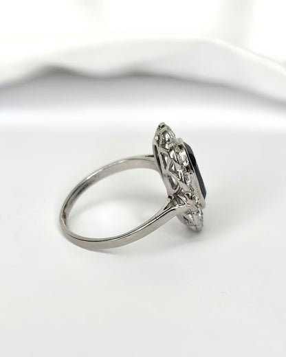 Bague Marguerite Saphir 2.05 cts &amp; Diamants 0.48 ct "Sixtine" - Elliade Paris