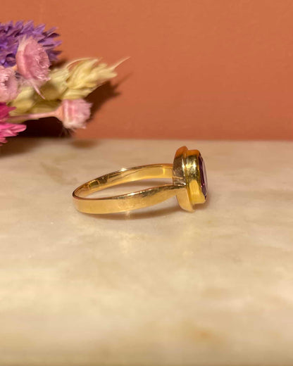 Bague Marguerite Saphir 2.15 Carats &amp; 12 Diamants &quot;Mayeli&quot; - Elliade Paris