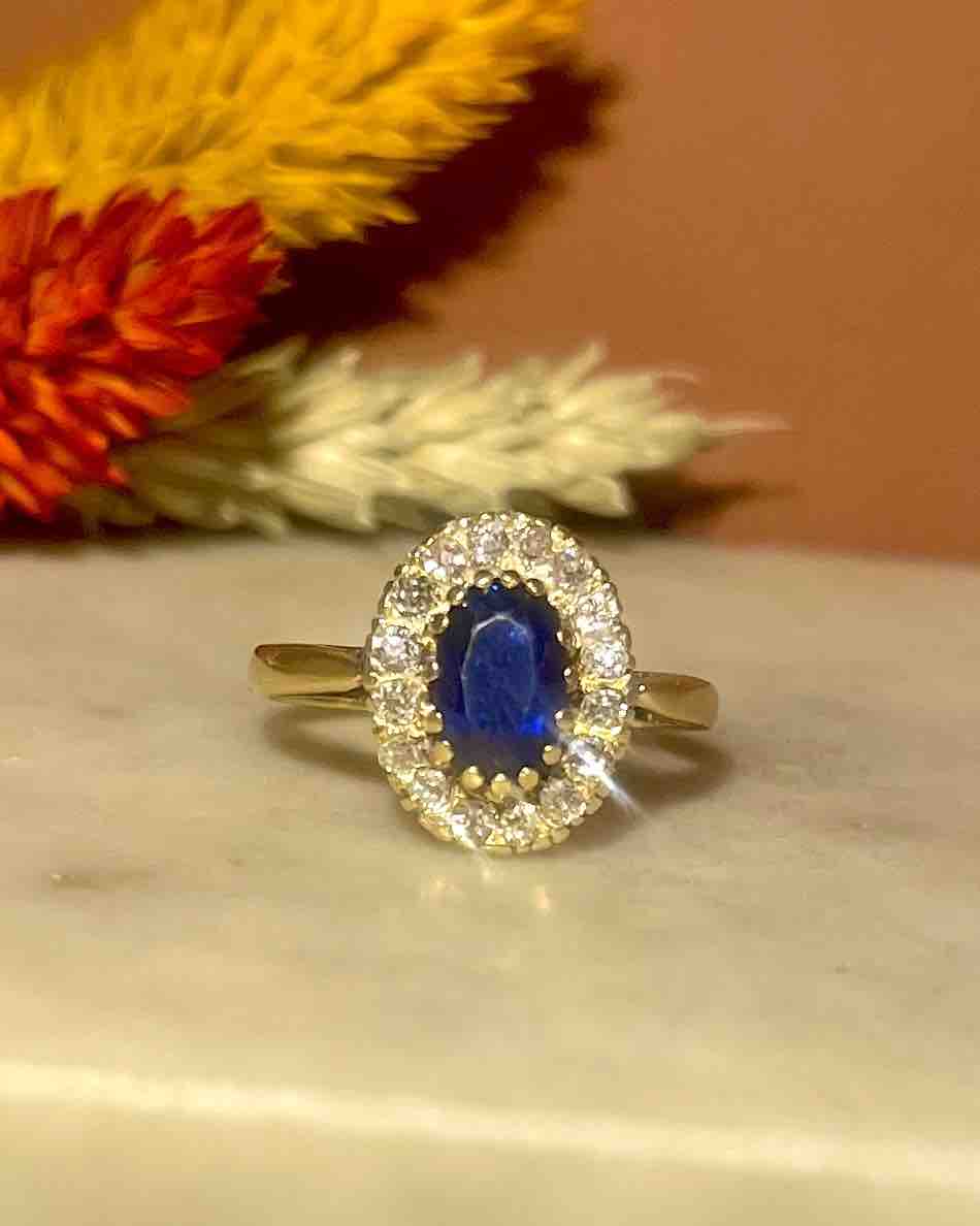 Bague Marguerite Saphir 2.20 carats &amp; Diamants "Darya" - Elliade Paris