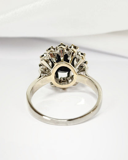 Bague Marguerite Saphir 2.40 carats &amp; Diamants "Alma" - Elliade Paris