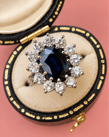 Bague Marguerite Saphir 2.50 carats &amp; Diamants 1.56 carat 6,30g "Marilyne" - Elliade Paris