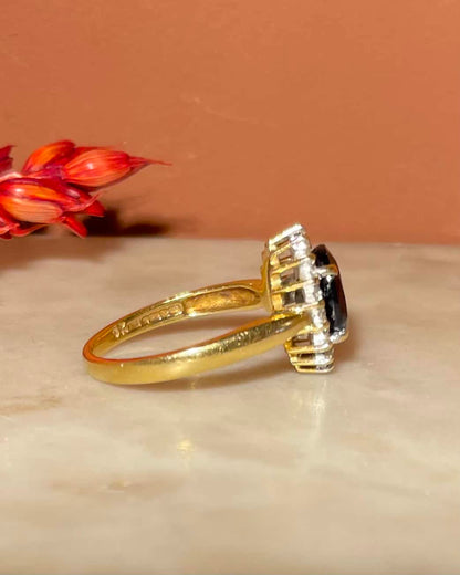 Bague Marguerite Saphir 2.70 carats &amp; Diamants &quot;Laetitia&quot; - Elliade Paris