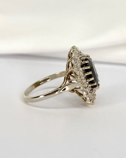 Bague Marguerite Saphir 2.85 carats &amp; Diamants 0.32 carat "Albane" - Elliade Paris