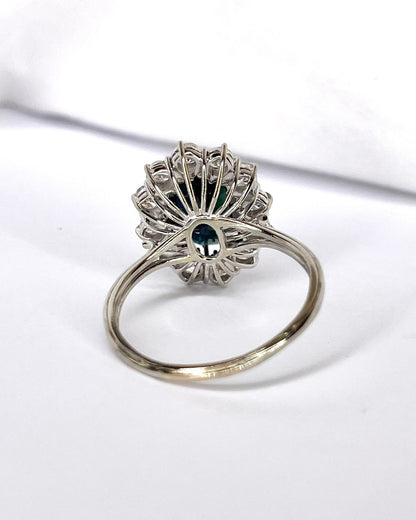 Bague Marguerite Saphir 3 carats &amp; 12 Diamants 0.84 carat "Aymone" - Elliade Paris