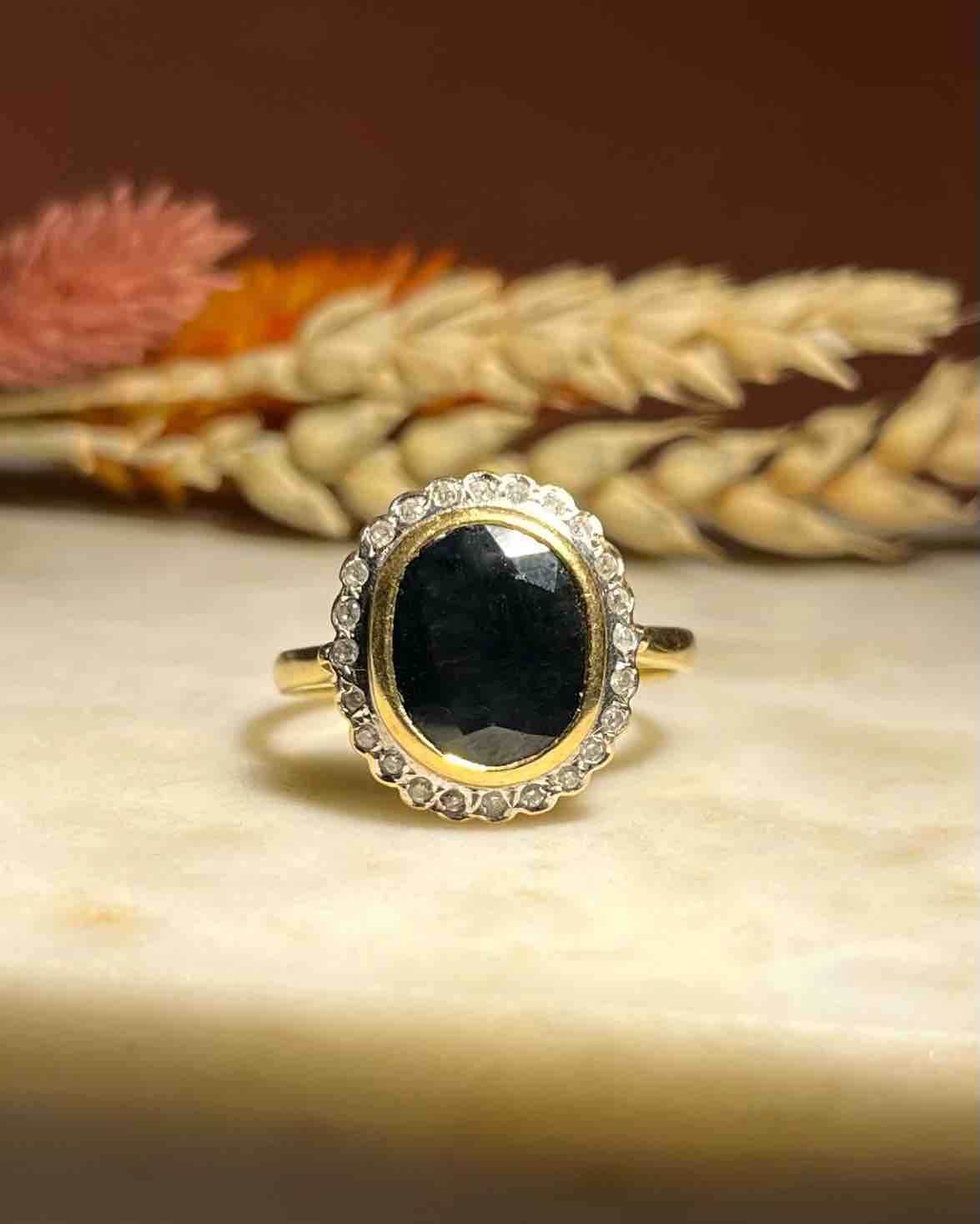 Bague Marguerite Saphir 3 carats &amp; Diamants "Dalila" - Elliade Paris