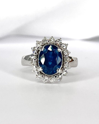 Bague Marguerite Saphir 3.20 carats &amp; Diamants 0.34 carat "Mélanie" - Elliade Paris