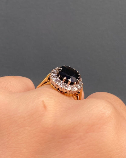 Bague Marguerite Saphir 4.20 carats &amp; 14 Diamants &quot;Karen&quot; - Elliade Paris