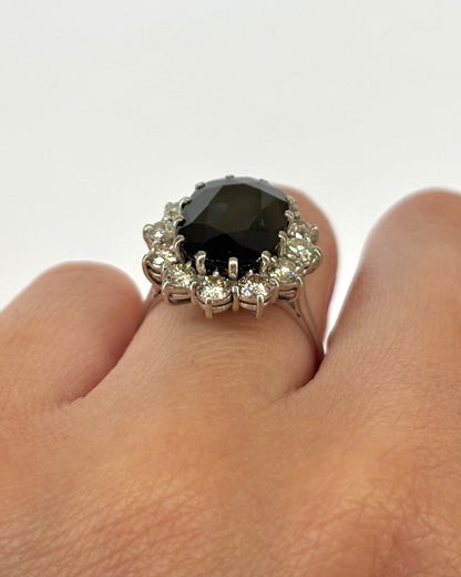 Bague Marguerite Saphir 5.30 carats &amp; Diamants 0.60 carat "Bérenice" - Elliade Paris