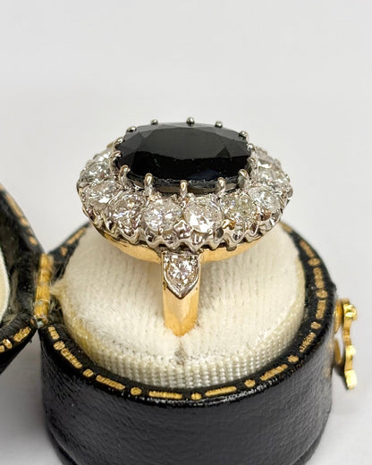 Bague Marguerite Saphir 5.50 carats &amp; Diamants 1.50 carat "Charlotte" - Elliade Paris