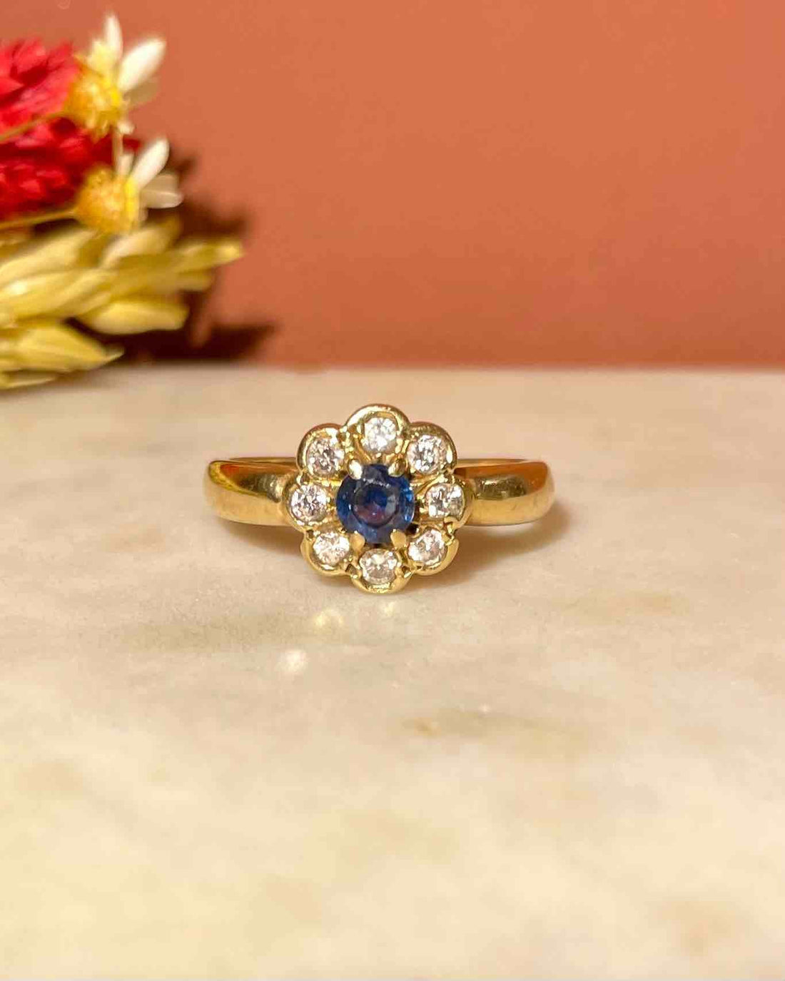 Bague Marguerite Saphir &amp; 8 Diamants &quot;Odette&quot; - Elliade Paris