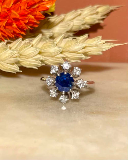 Bague Marguerite Saphir &amp; 8 Diamants &quot;Yolanda&quot; - Elliade Paris