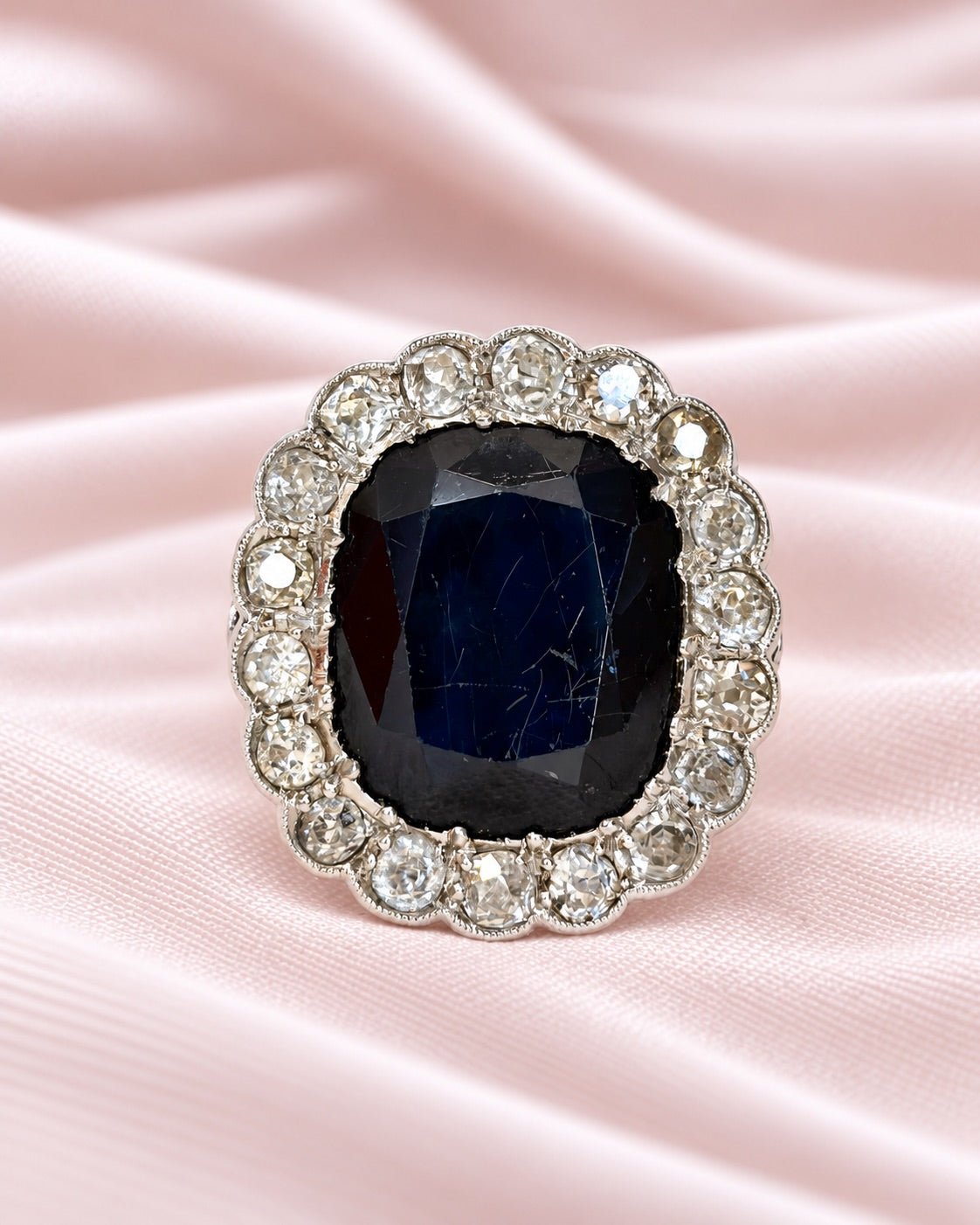 Bague Marguerite Saphir 9 carats &amp; Diamants 0.72 carat "Elsa" - Elliade Paris