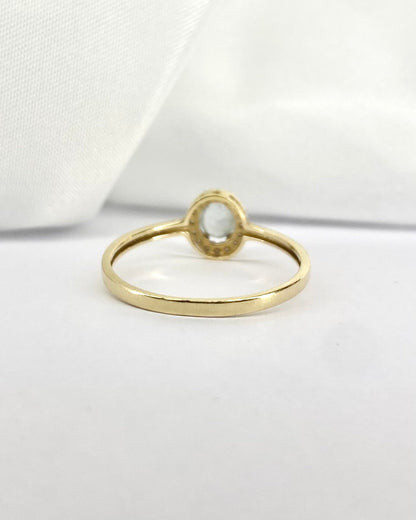 Bague Marguerite Saphir bleu clair 0.36 carat &amp; 16 Diamants &quot;Karine&quot; - Elliade Paris