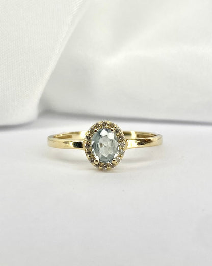 Bague Marguerite Saphir bleu clair 0.36 carat &amp; 16 Diamants &quot;Karine&quot; - Elliade Paris