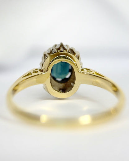 Bague Marguerite Saphir Bleu Teal &amp; Diamants "Paola" - Elliade Paris
