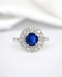 Bague Marguerite Saphir Ceylan 2.13 carats & Diamants 0.86 carat "Joaquin" - Elliade Paris