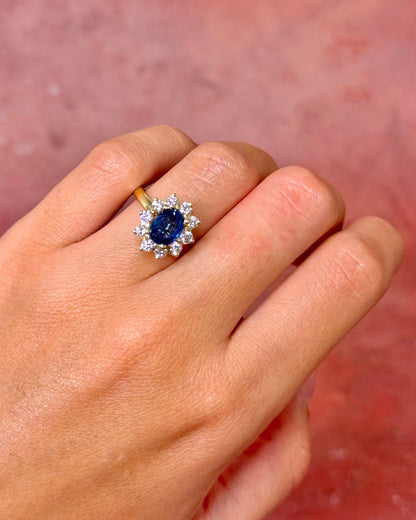 Bague Marguerite Saphir Cornflower 1.45 carat &amp; Diamants 0.70 carat F/VVS 4,43g "Adriana" - Elliade Paris