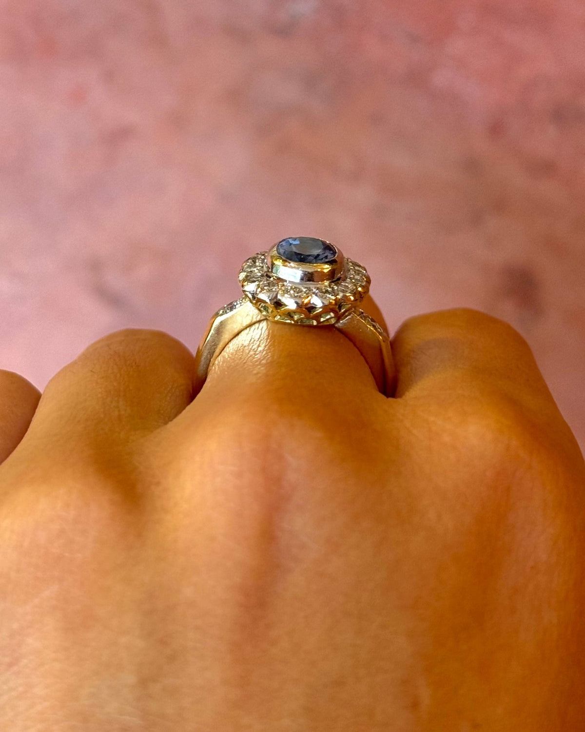 Bague Marguerite Saphir Cornflower 3.51 carats &amp; Diamants 0.48 carat 7,15g "Séverine" - Elliade Paris