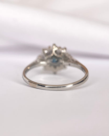 Bague Marguerite Saphir &amp; Diamants 0.26 carat "Mina" - Elliade Paris
