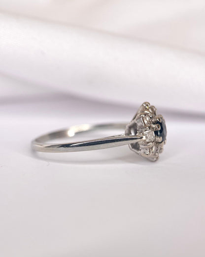 Bague Marguerite Saphir &amp; Diamants 0.26 carat "Mina" - Elliade Paris