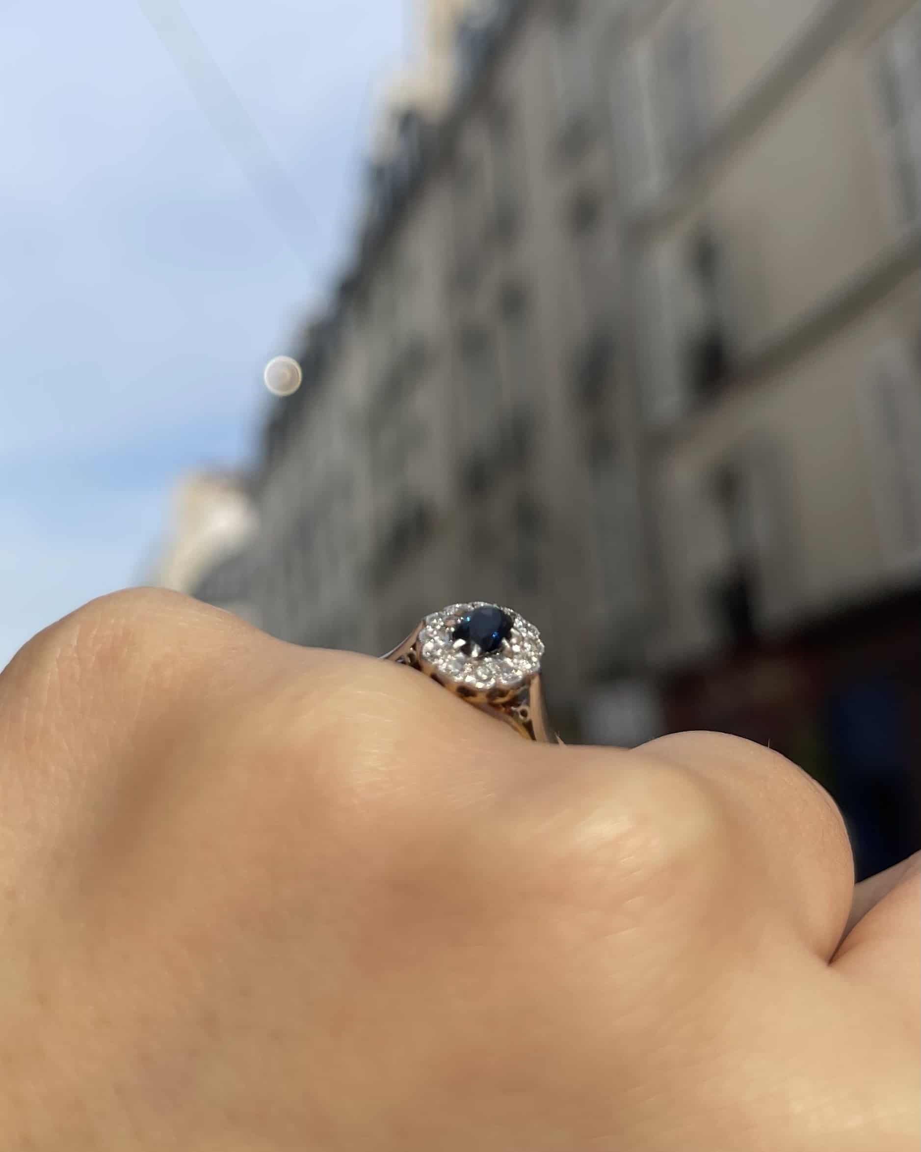 Bague Marguerite Saphir &amp; Diamants "Myrtilla" - Elliade Paris
