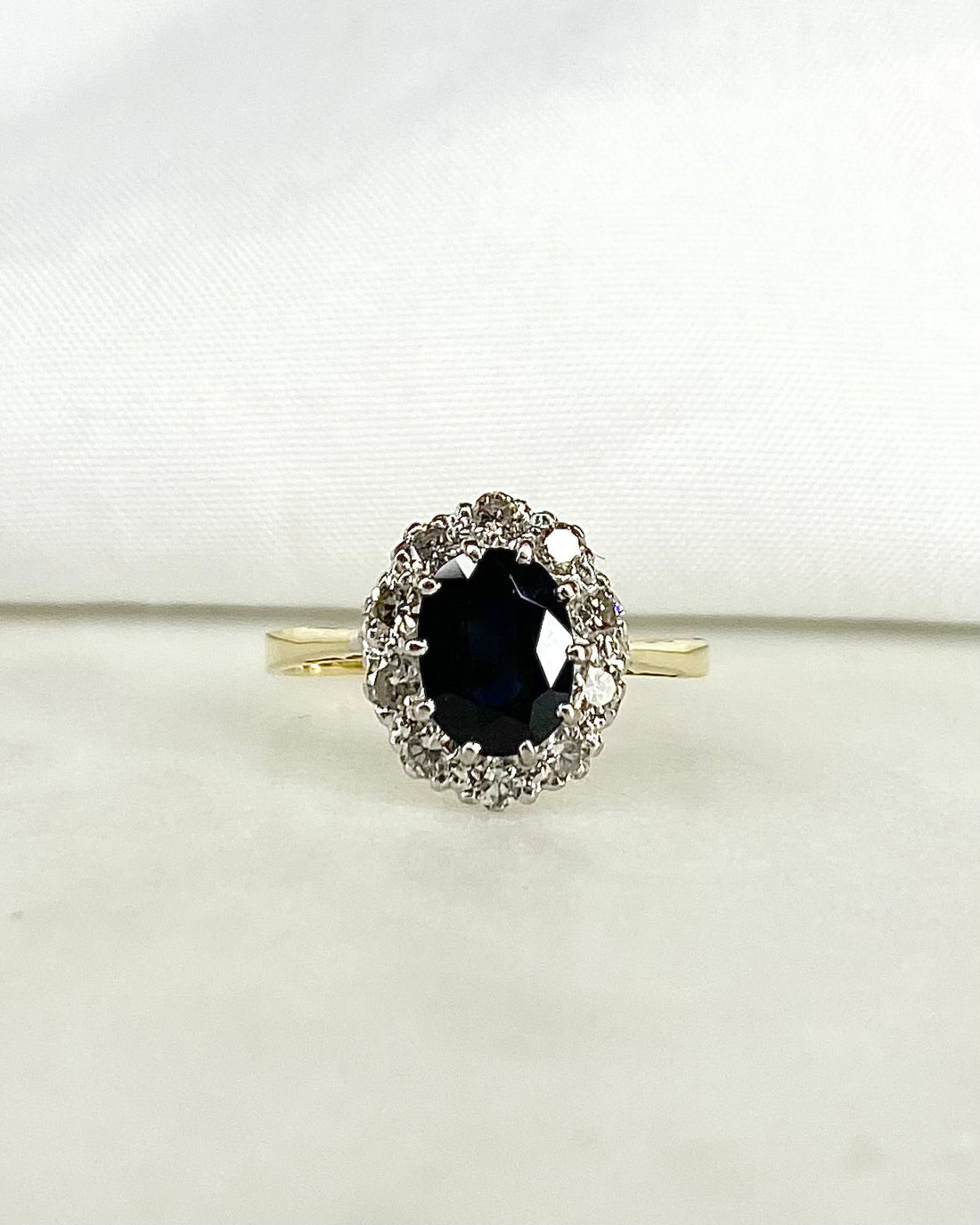 Bague Marguerite Saphir &amp; Diamants &quot;Adeline&quot; - Elliade Paris