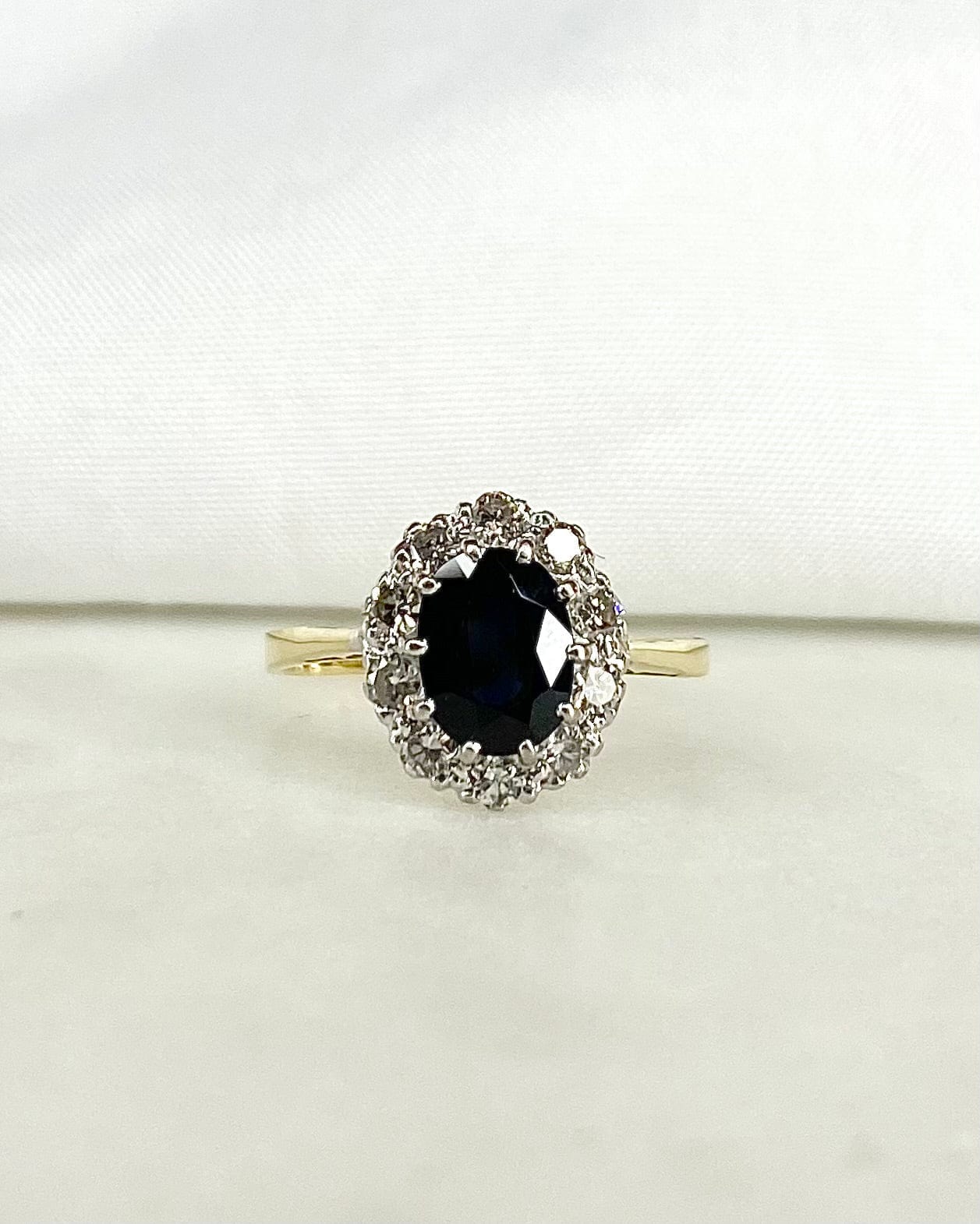 Bague Marguerite Saphir &amp; Diamants "Adeline" - Elliade Paris