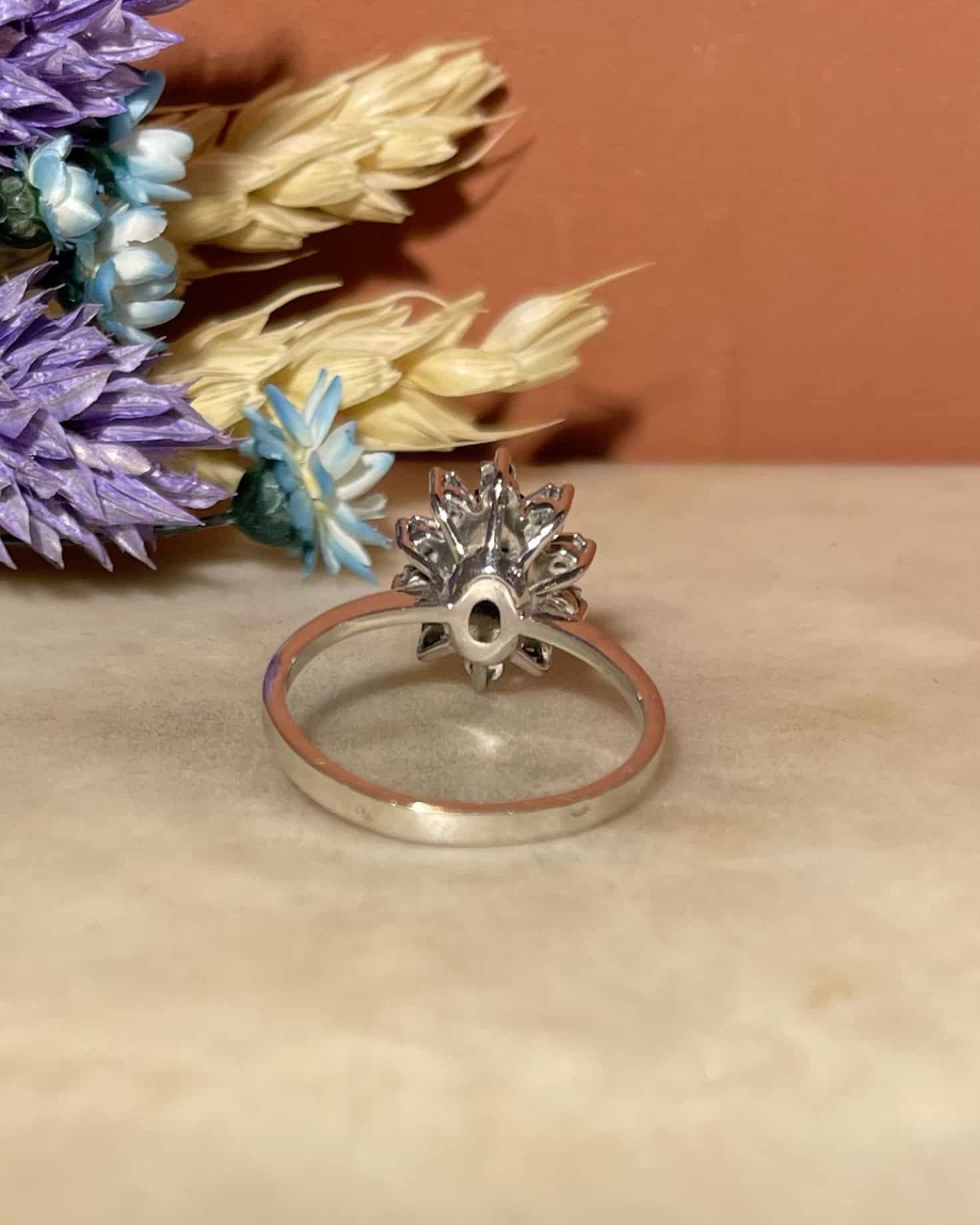 Bague Marguerite Saphir &amp; Diamants "Agathe" - Elliade Paris