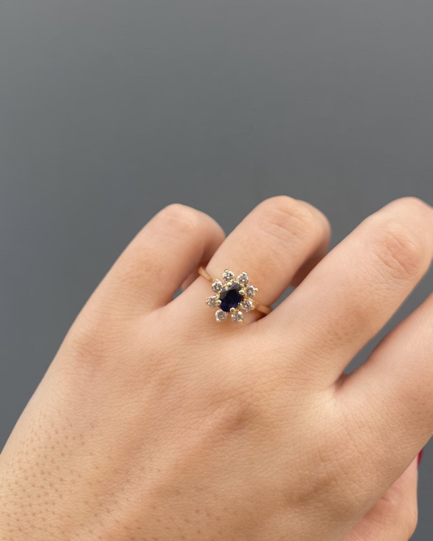 Bague Marguerite Saphir &amp; Diamants &quot;Aina&quot; - Elliade Paris